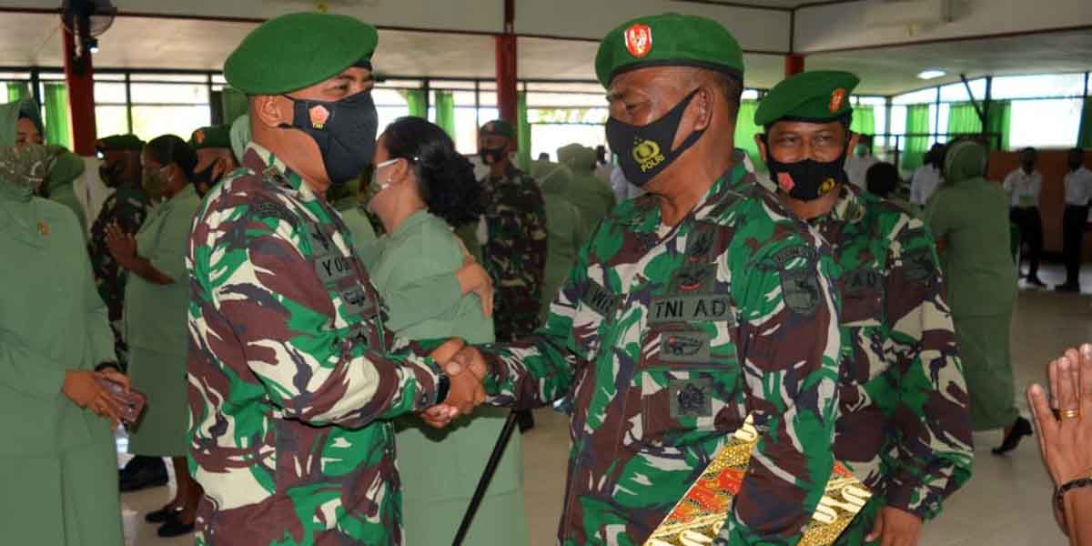 belasan-prajurit-kodim-1710mimika-naik-pangkat